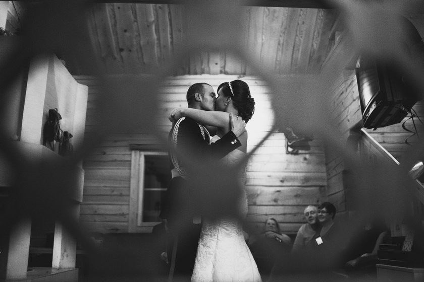 Lapland wedding photographer kittila snow village 095