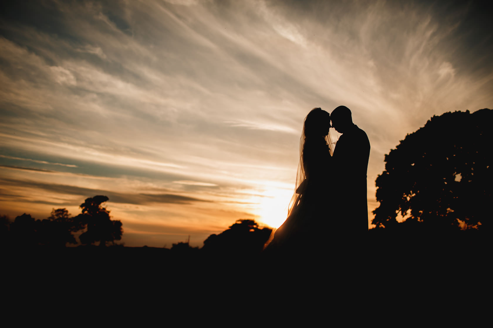 Wedding photographer sandhole oak barn - arj photography