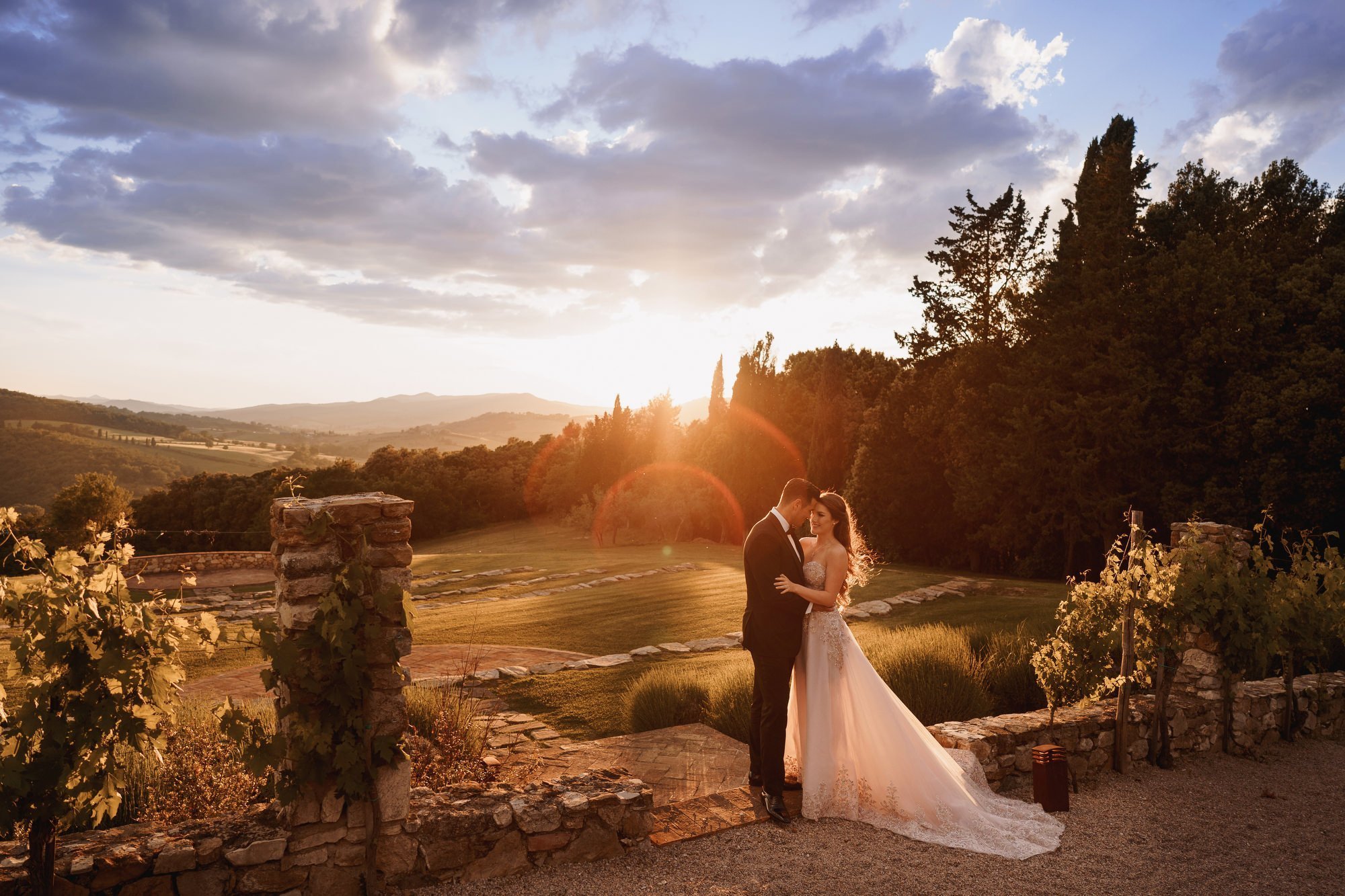 Belmond castello di casole weddings - luxury destination wedding photography by arj photography