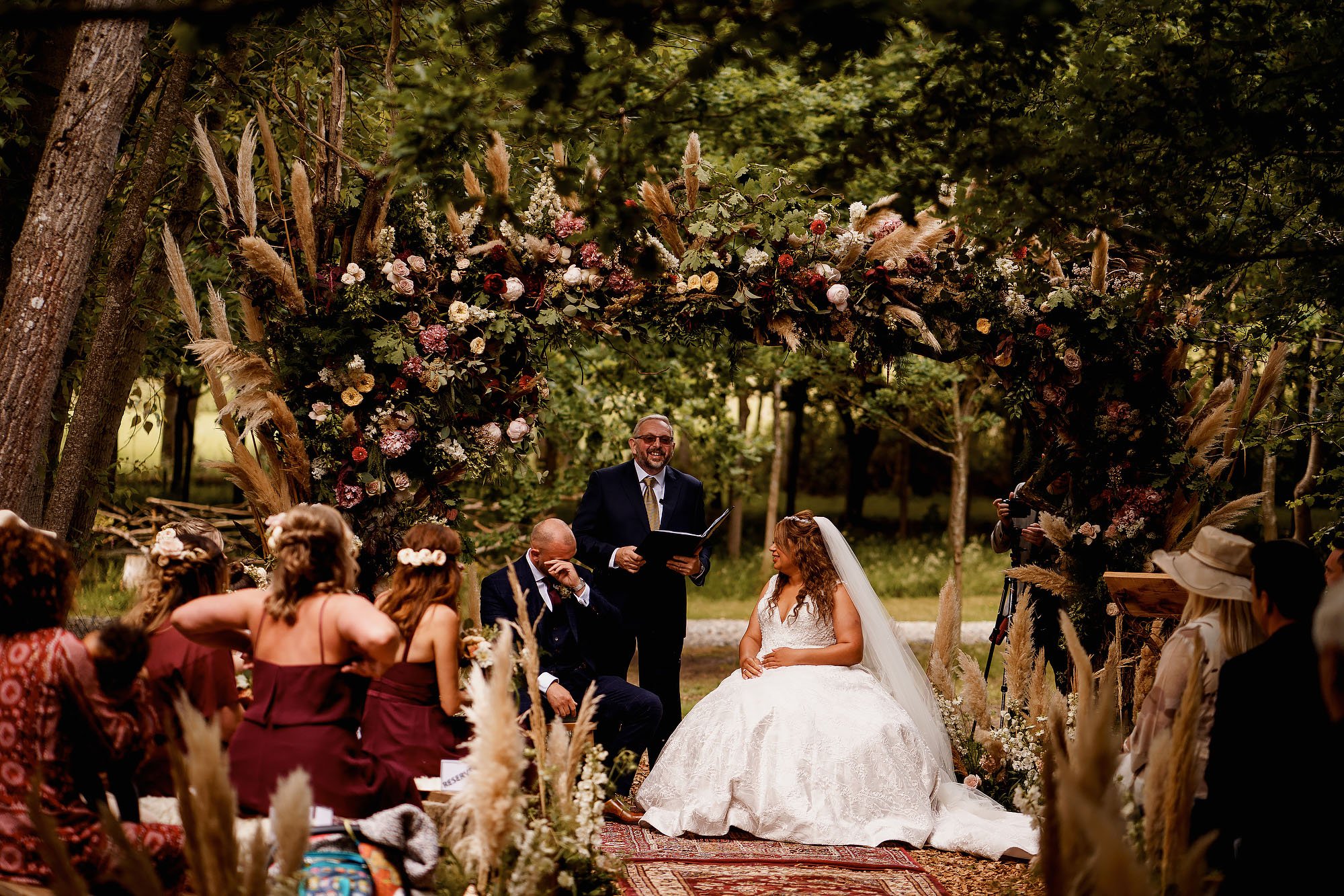 Woodland weddings photography - endeavour woodland weddings bedfordshire