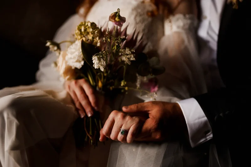 Intimate broadfield court wedding 32