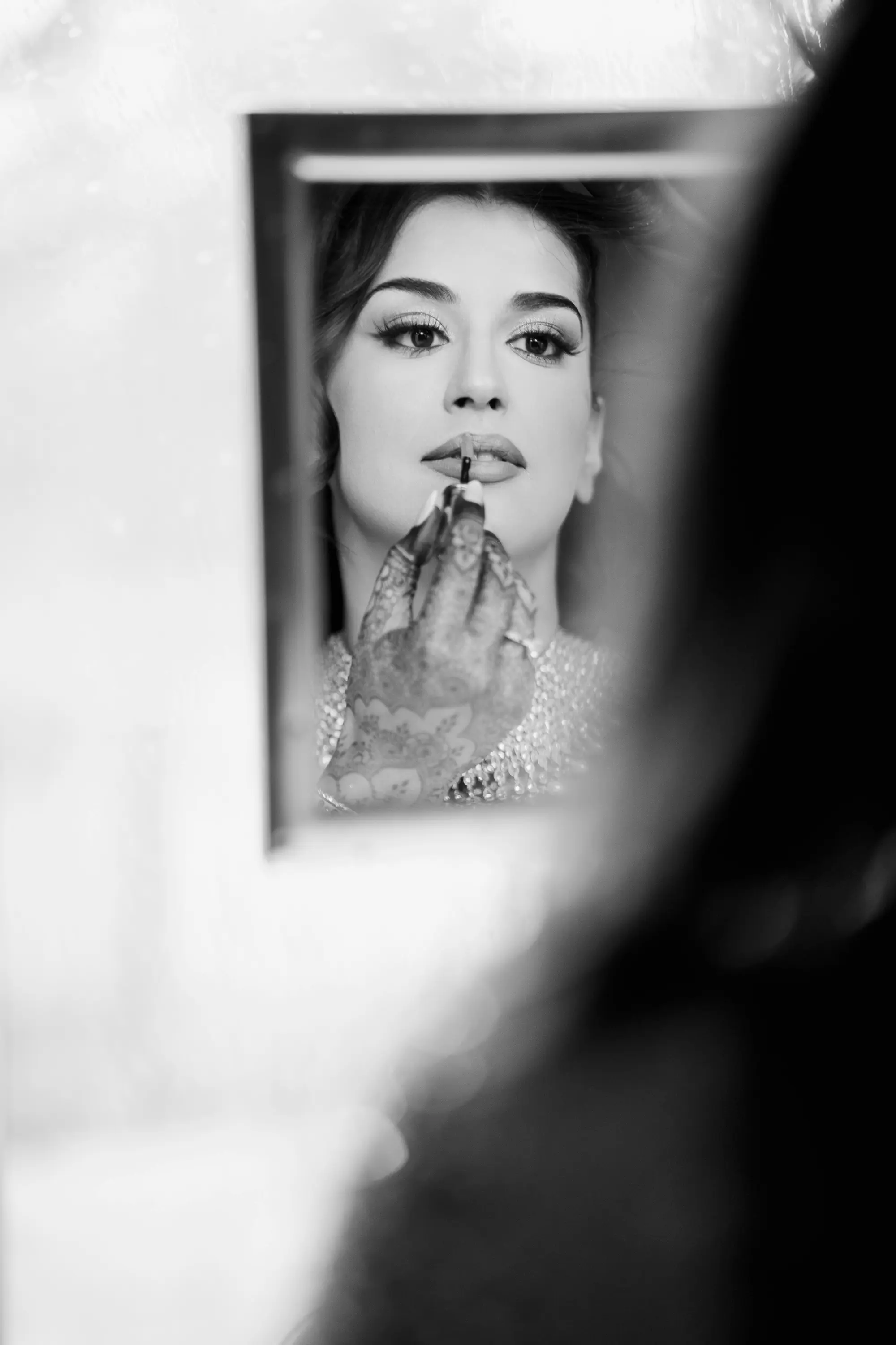 Unposed candid wedding moment photographed beautifully Unposed candid wedding moment photographed beautifully