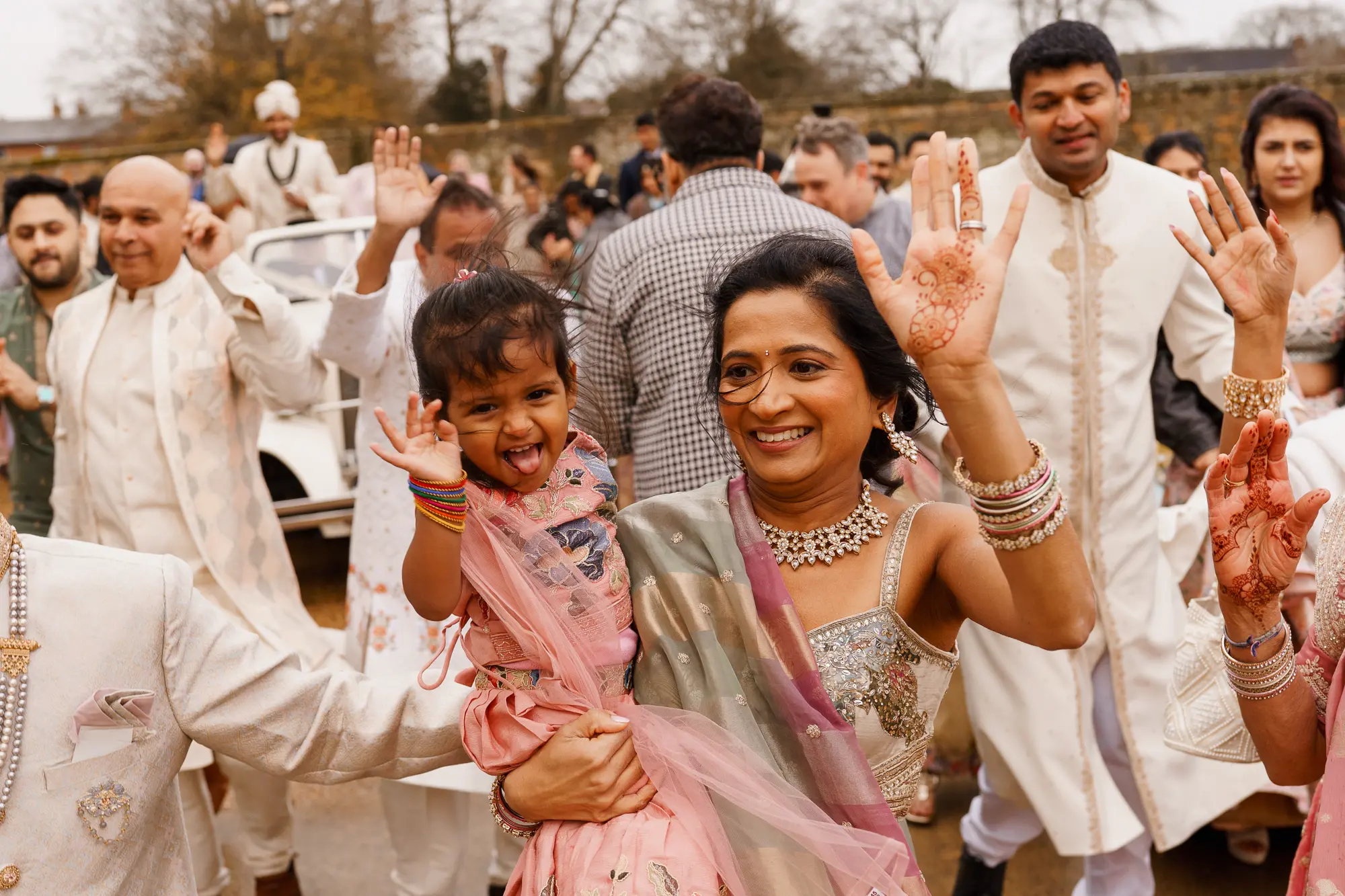 Candid wedding photography capturing genuine moments naturally Candid wedding photography capturing genuine moments naturally